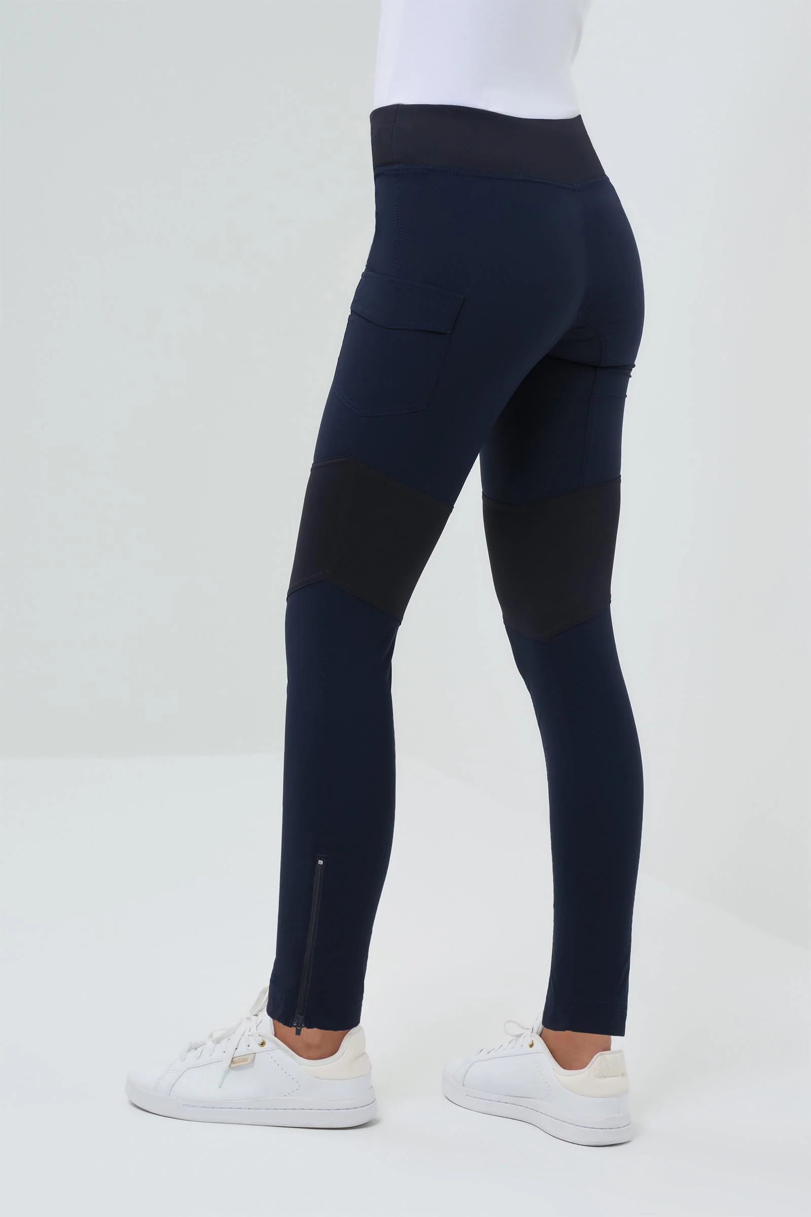 The Andrea Contrast-Panel Legging - Image 8