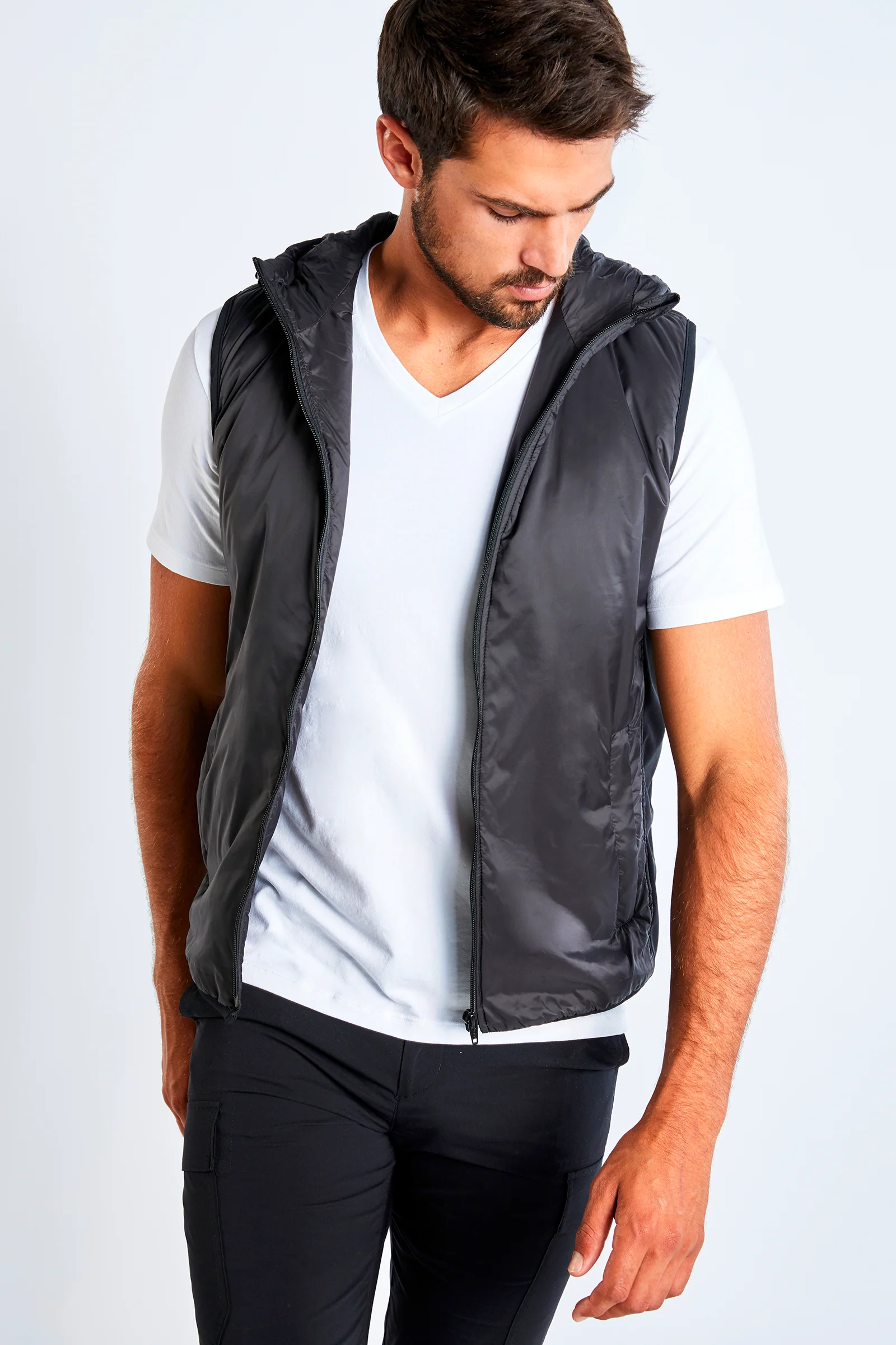 Leonardo Hooded Vest - Image 12