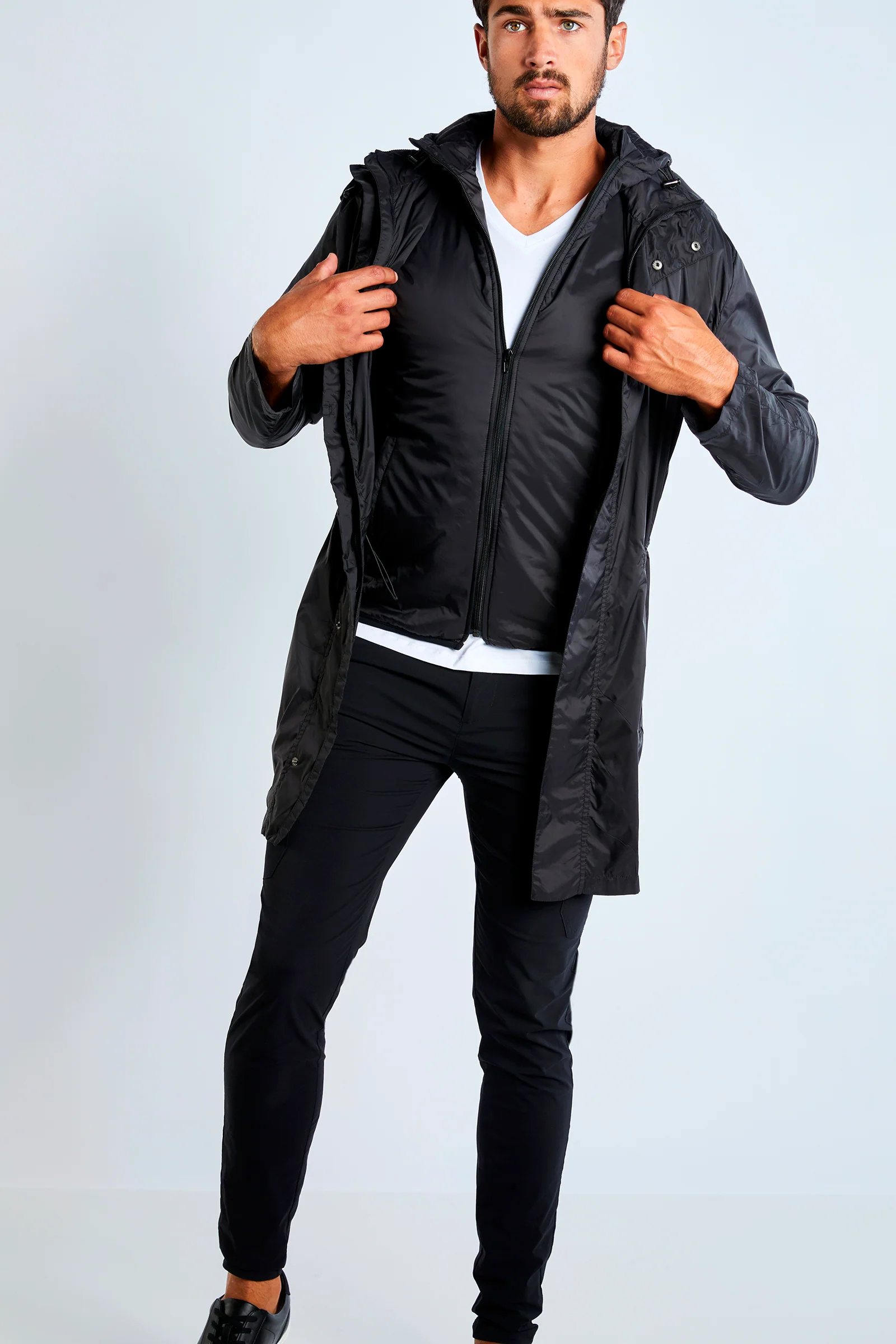 Leonardo Hooded Vest - Image 15
