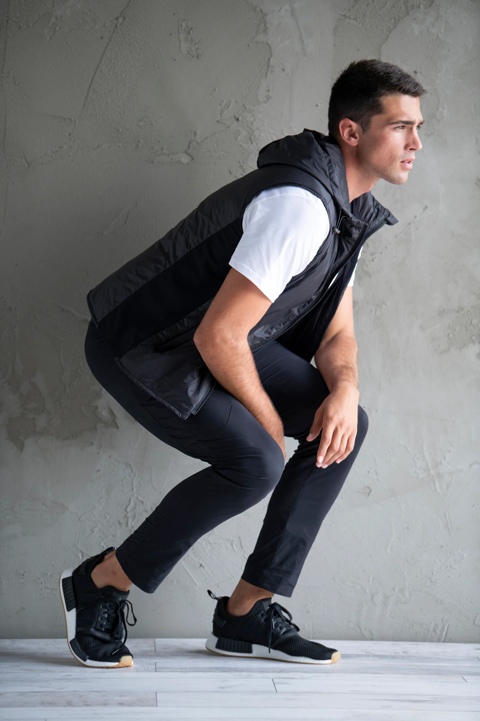 Leonardo Hooded Vest - Image 17