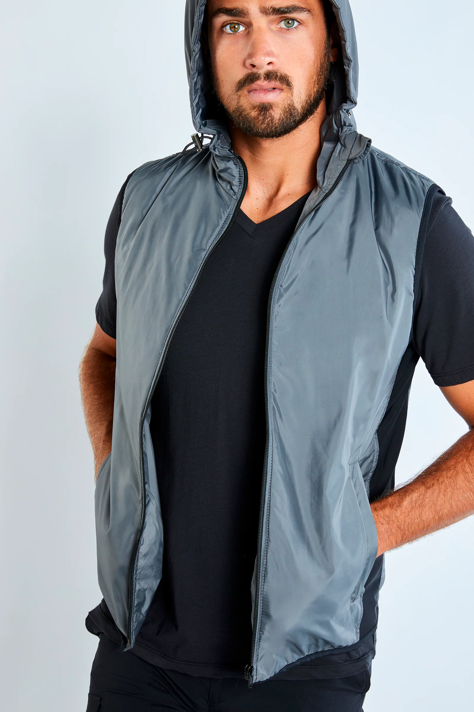 Leonardo Hooded Vest - Image 3