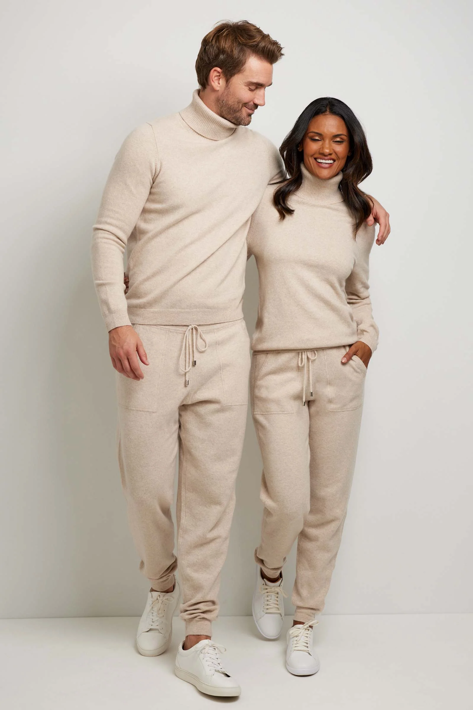 Londone Cashmere Relaxed Fit Jogger - Image 6