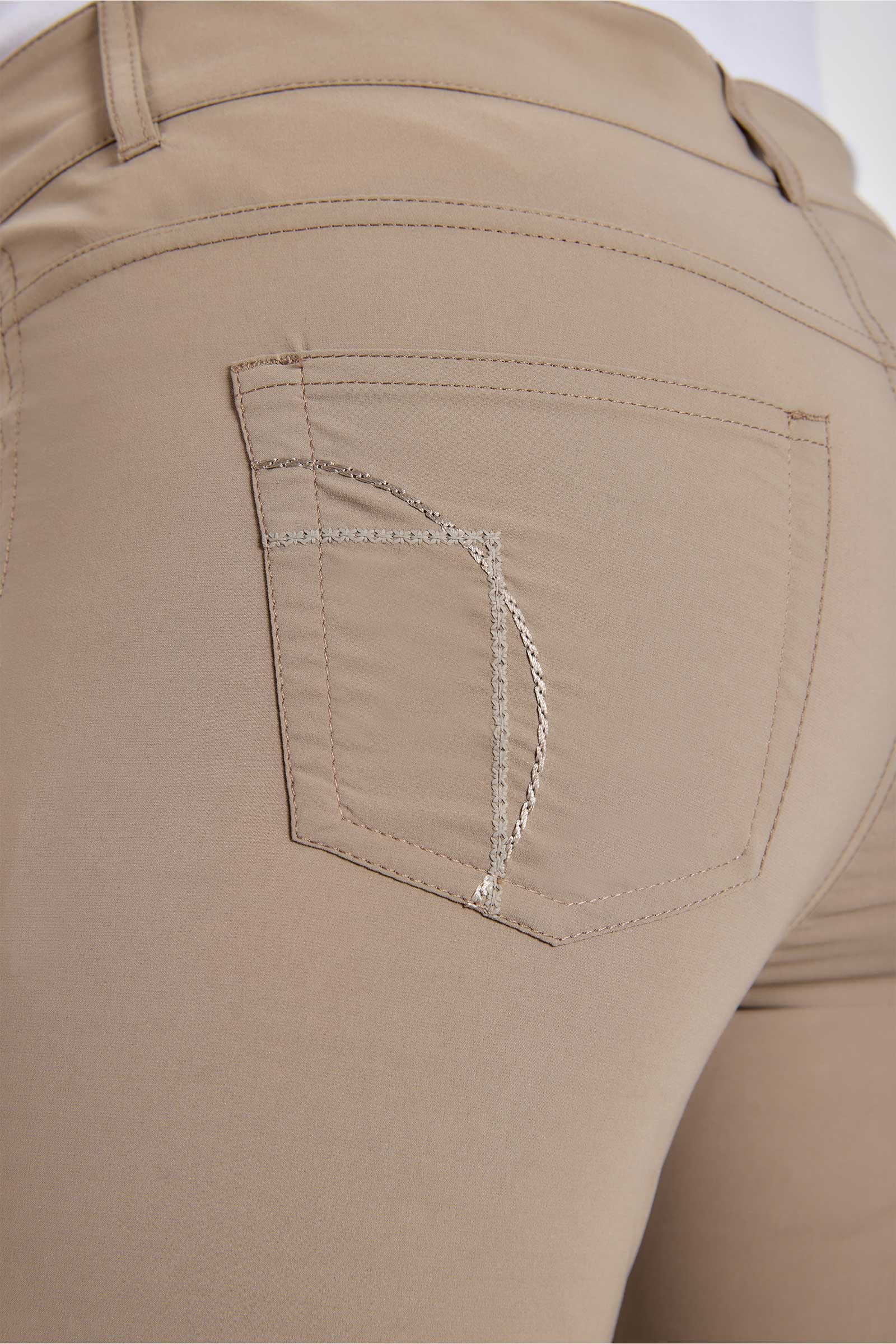 The Luisa Skinny Jean Pant - Image 19