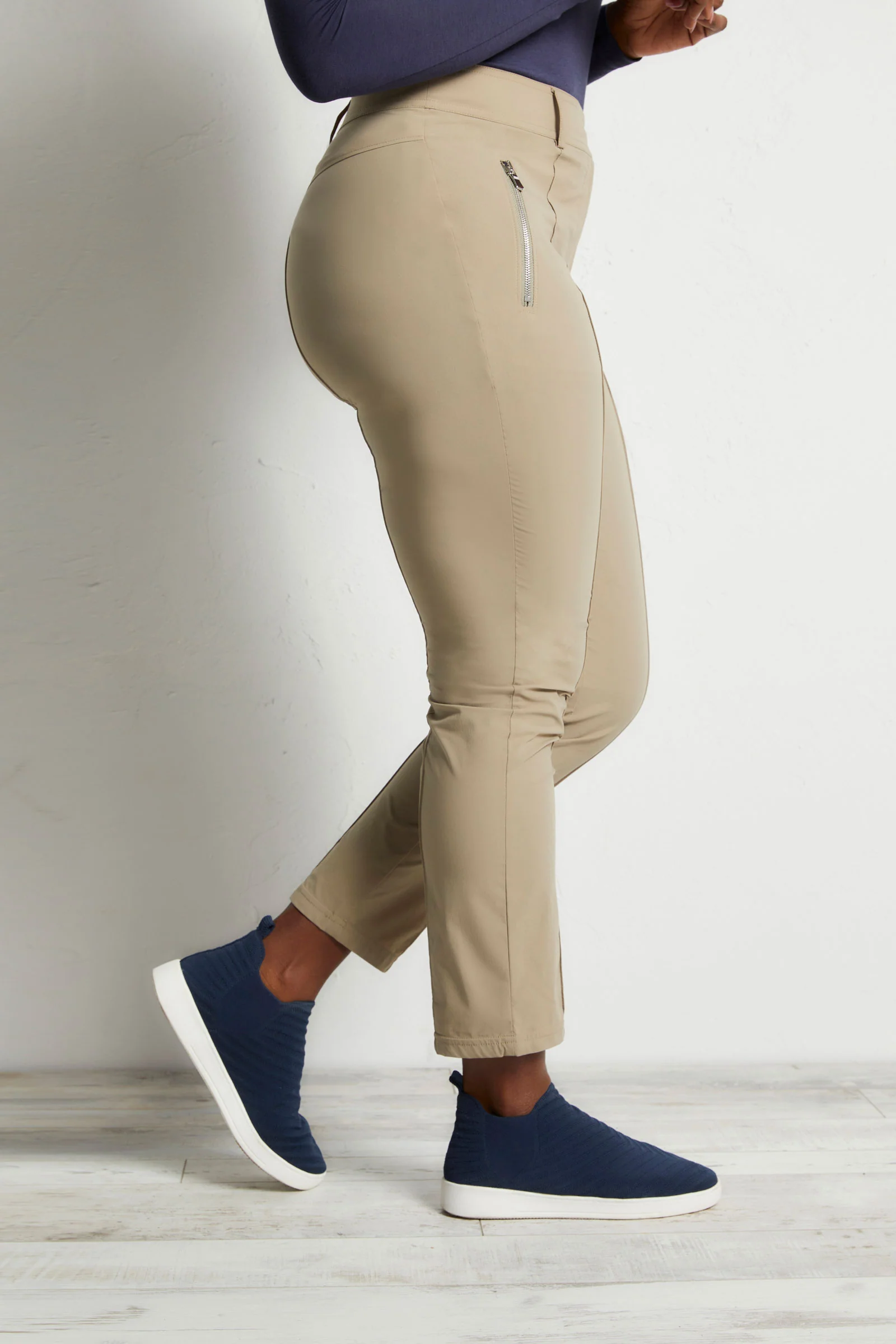 The Peggy Zippered Pant - Image 10
