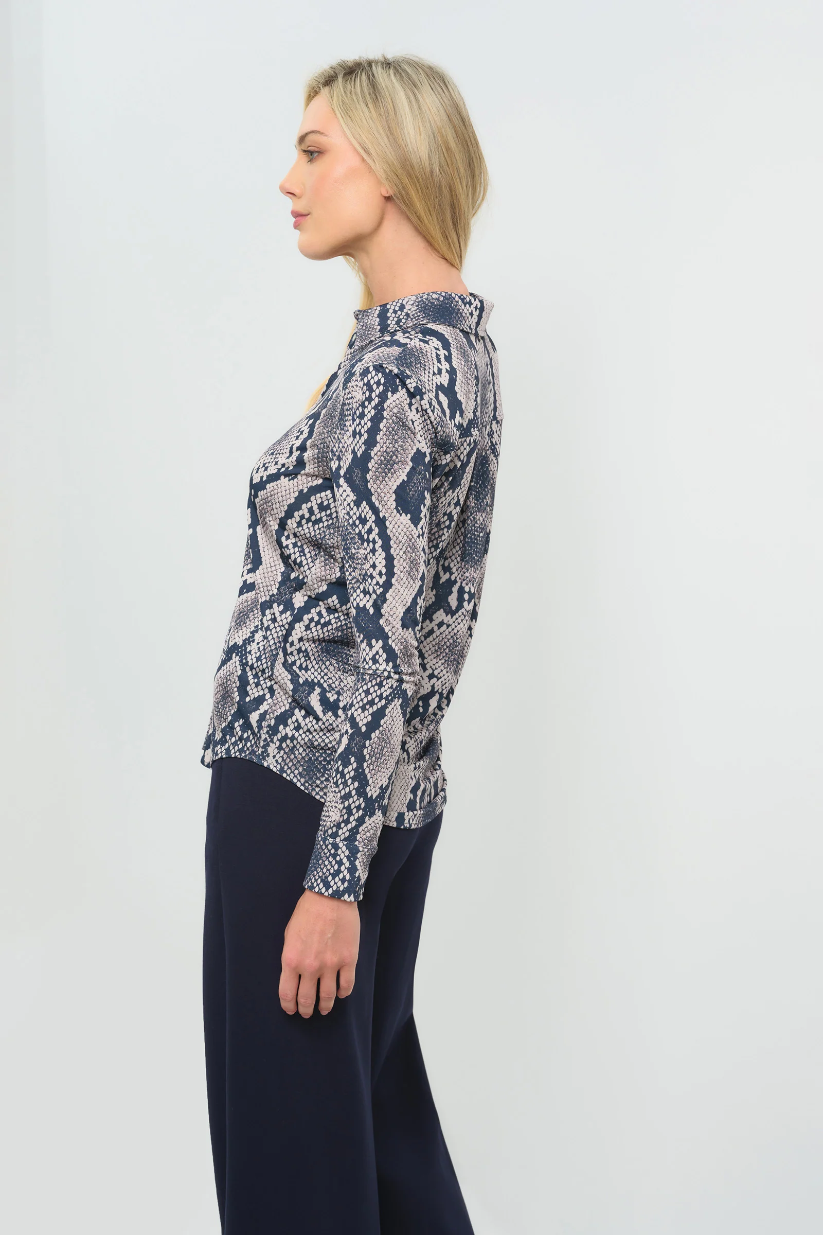 Printed Tania Long sleeve Snap Front Top - Image 4