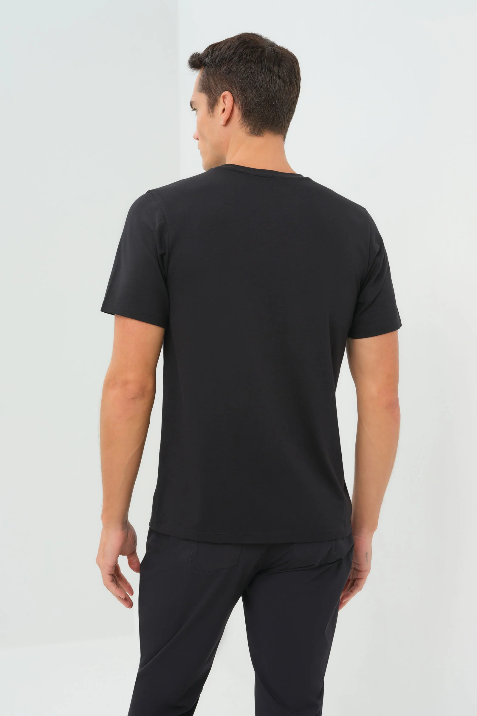 Scott Crewneck T-Shirt - Image 12