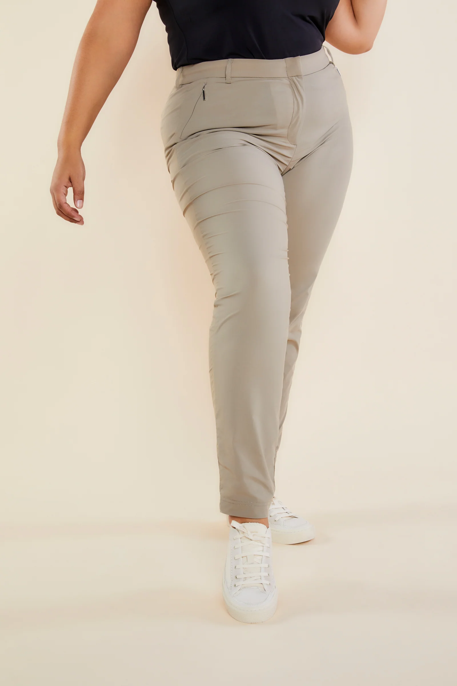 The Thea Curvy Pant - Image 7