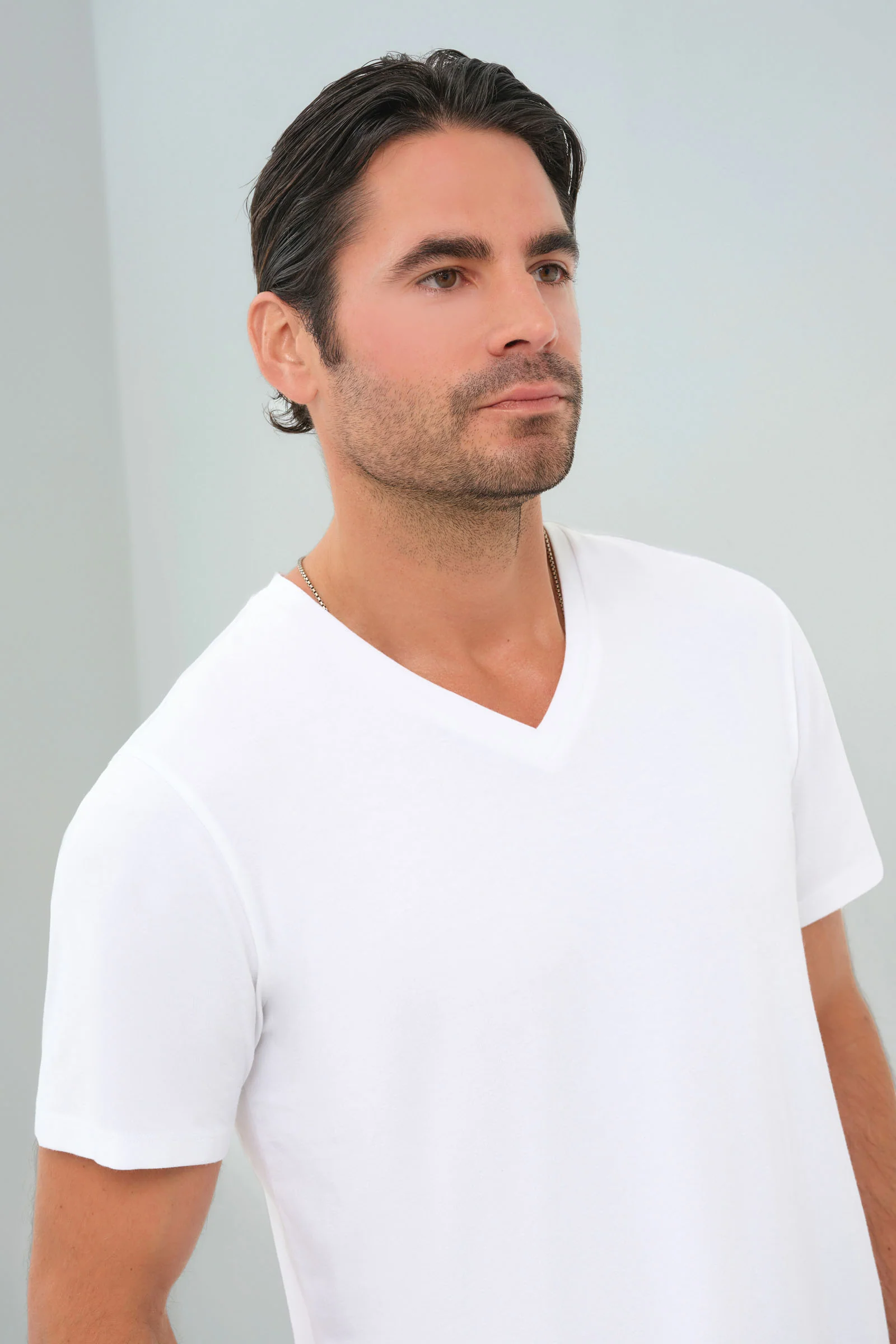 Vince V-Neck T-Shirt - Image 4