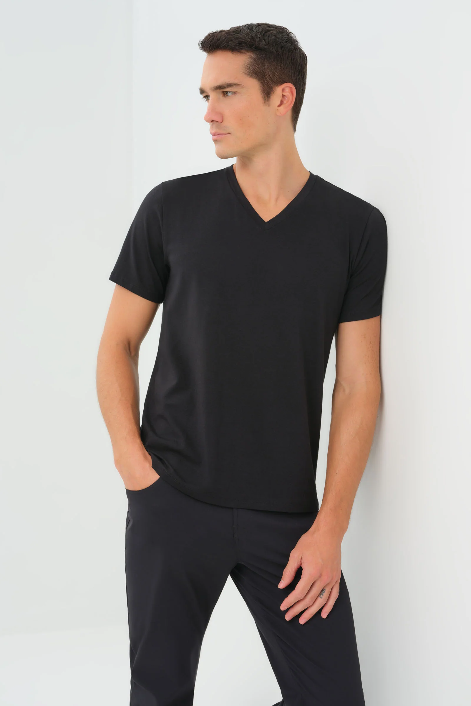 Vince V-Neck T-Shirt - Image 8