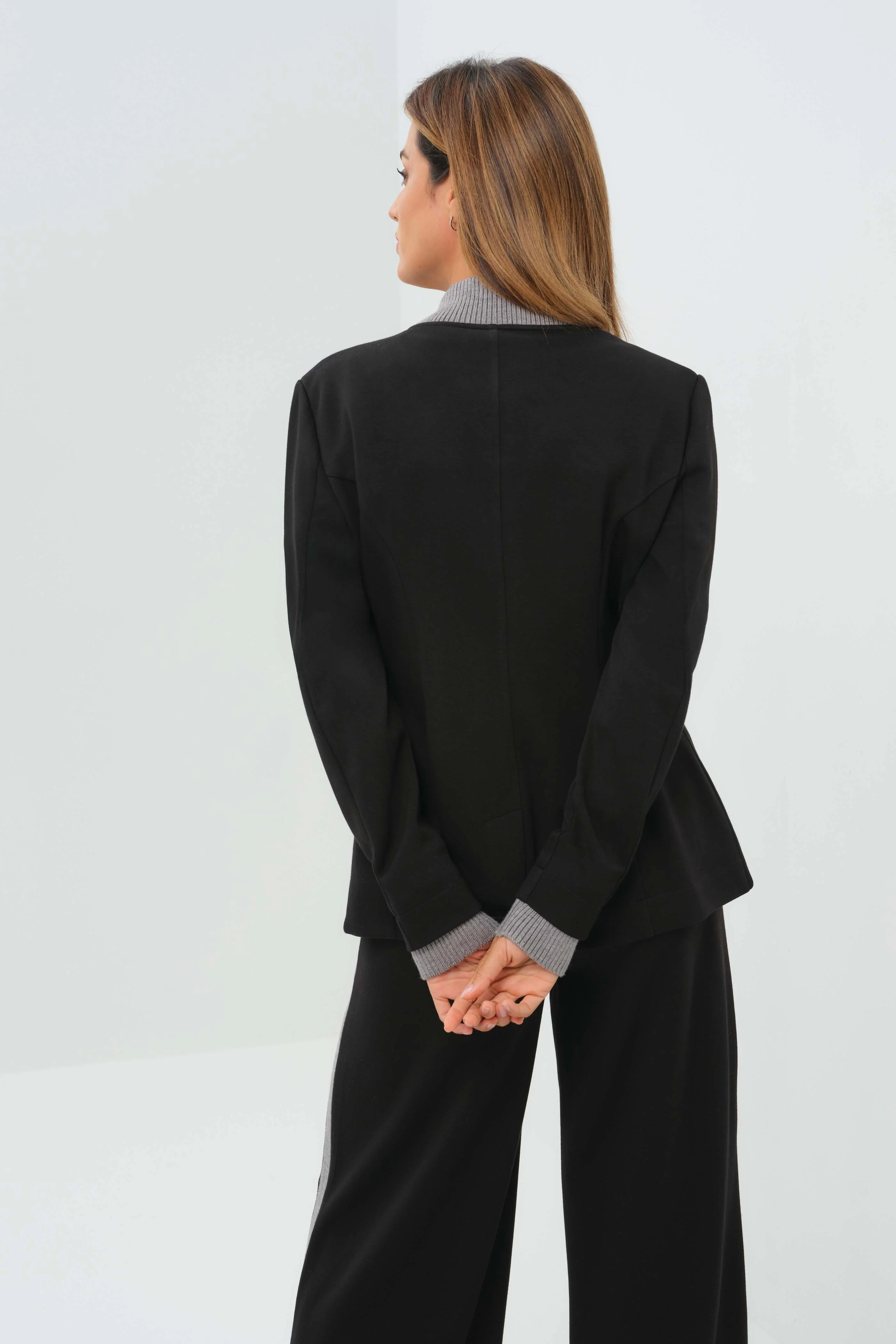 Vista Blazer - Image 3