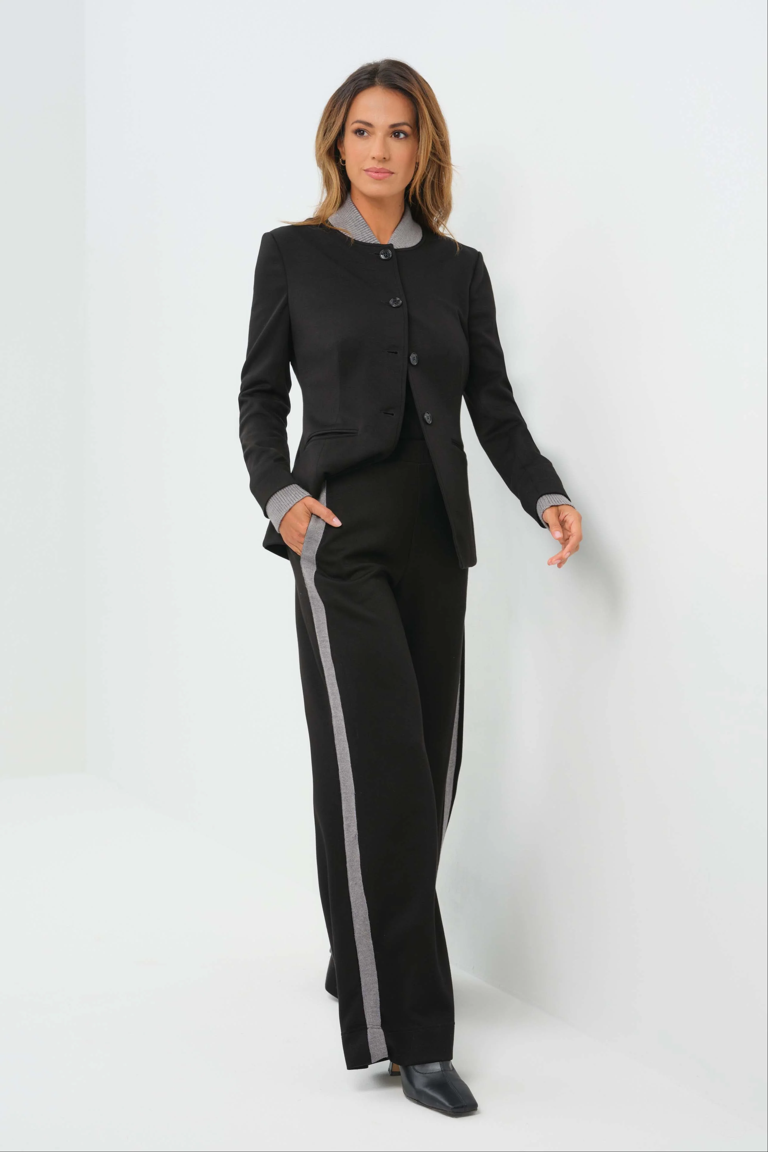 Vista Blazer - Image 4
